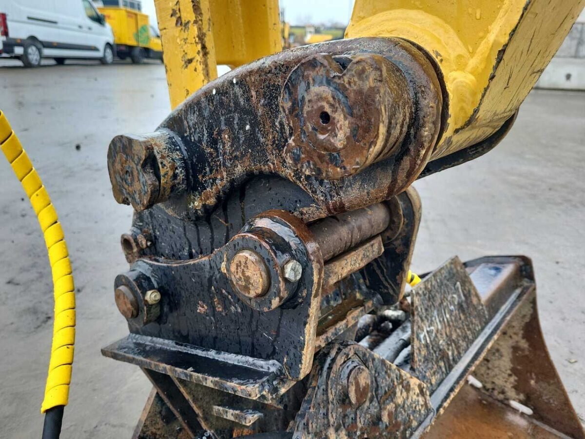 Caterpillar 305E2 Raupenmaschine – Bild 12