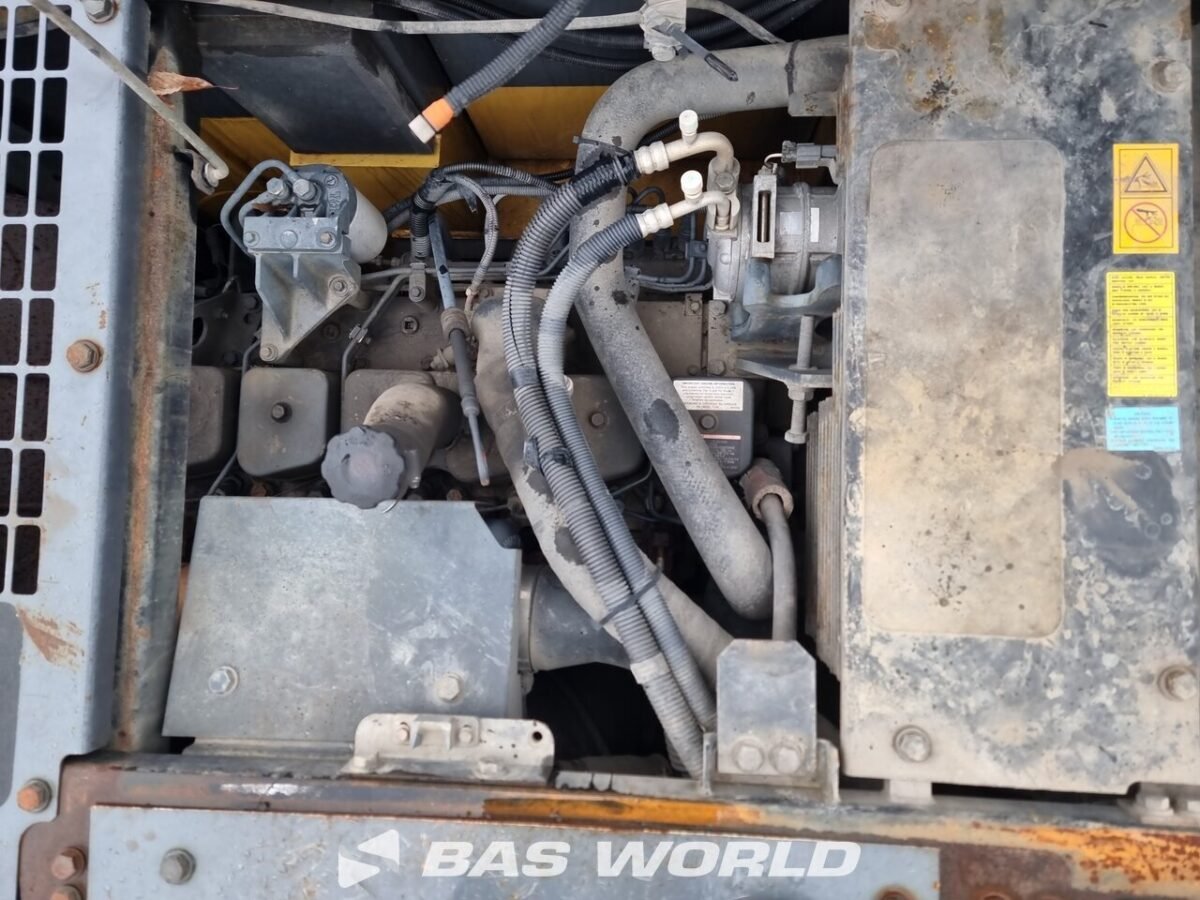 Komatsu PC228 US LC Raupenbagger – Bild 21