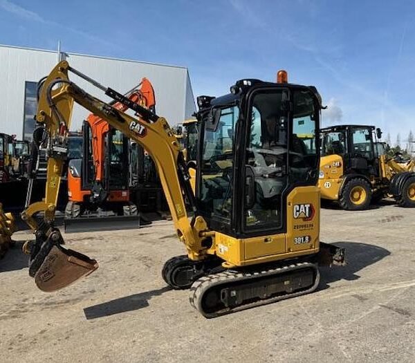 2021 Caterpillar 301.8-05A