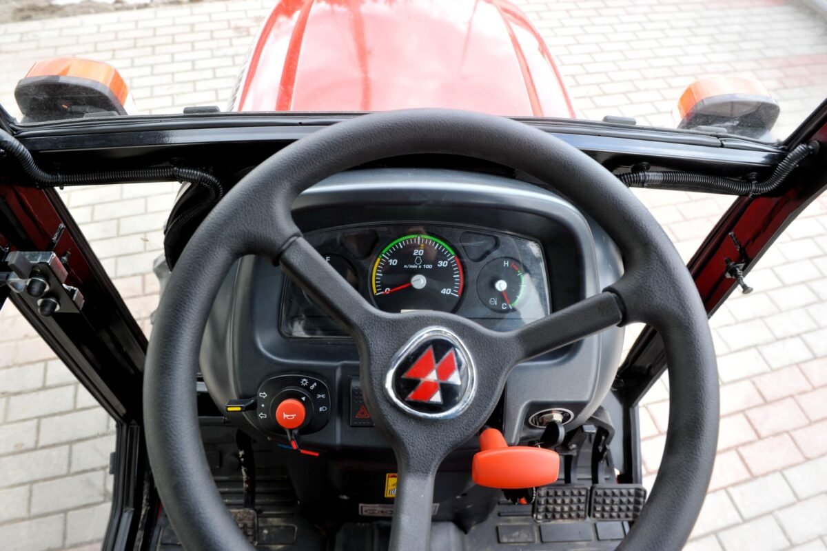 Massey Ferguson MF 6028 – Bild 16
