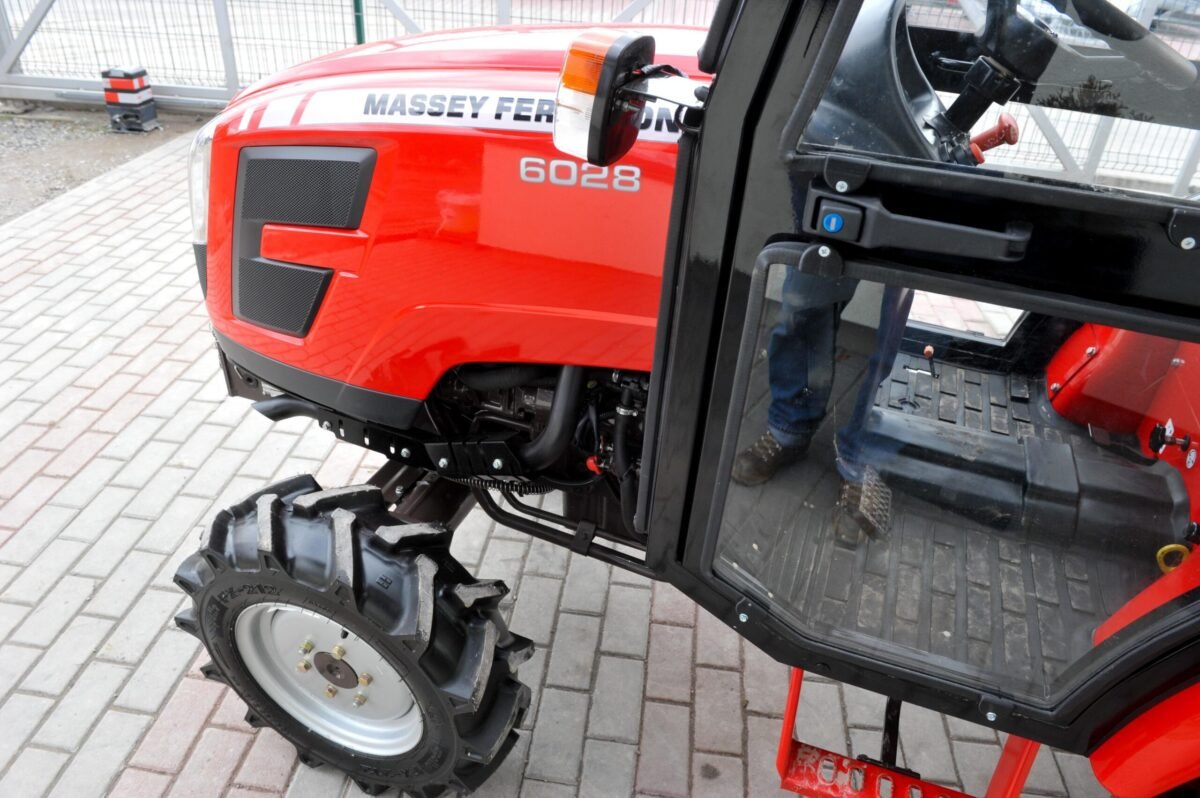 Massey Ferguson MF 6028 – Bild 10