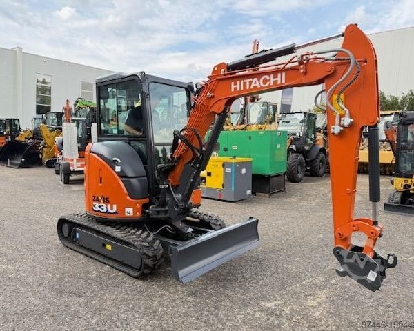 Hitachi ZX33U-6 2025