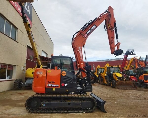 Hitachi ZX85USB-6 2023